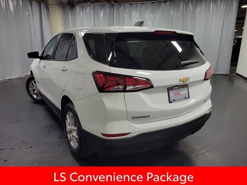Used 2024 Chevrolet Equinox LS w/ LS Convenience Package AWD/4WD image 6