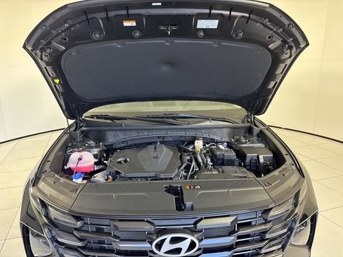 Certified 2025 Hyundai Tucson SEL FWD image 11