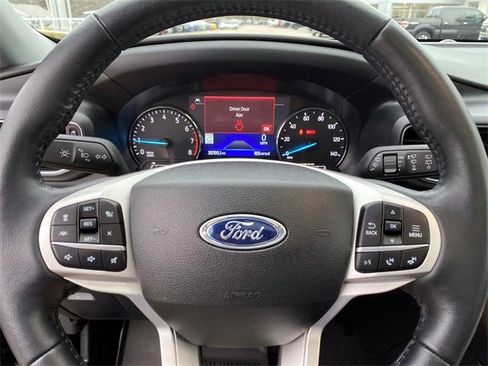 Used 2023 Ford Explorer XLT w/ Equipment Group 202A image 18