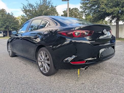 Used 2024 MAZDA MAZDA3 s FWD image 6