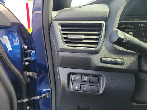 Used 2023 Nissan Leaf SV Plus image 20