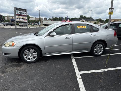 Used 2014 Chevrolet Impala LT w/ LT Sunroof Package image 4