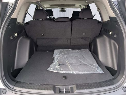 Certified 2025 Honda CR-V EX image 10