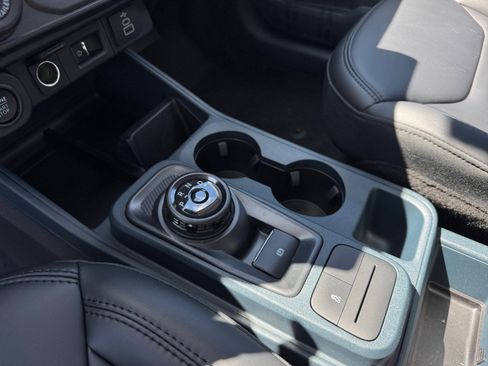 New 2026 Ford Maverick Lariat AWD/4WD image 18
