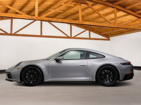 Used 2024 Porsche 911 Carrera 4 GTS image 2