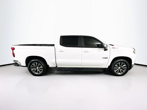 Used 2020 Chevrolet Silverado 1500 LT w/ Texas Edition image 10