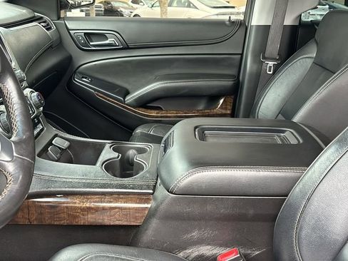 Used 2015 Chevrolet Tahoe LT image 24