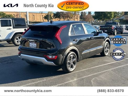 Certified 2025 Kia Niro LX image 6