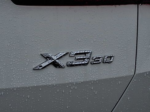 Used 2025 BMW X3 xDrive30i w/ Premium Package image 30