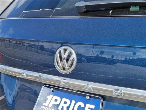 Used 2019 Volkswagen Atlas SEL R-Line FWD image 13