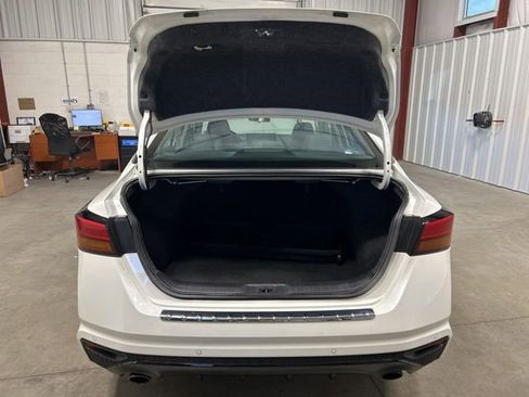 Used 2023 Nissan Altima 2.0 SR FWD image 21