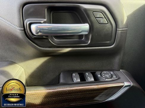 Used 2022 Chevrolet Silverado 1500 RST AWD/4WD image 8