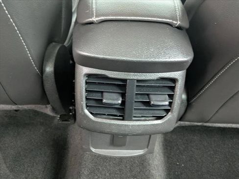 Used 2014 Ford Fusion Titanium FWD image 17