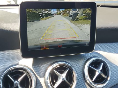 Used 2018 Mercedes-Benz CLA 250 4MATIC image 24