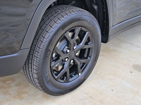 New 2026 Jeep Grand Cherokee L 2WD image 39
