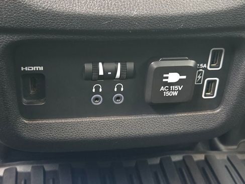 Used 2022 Honda Pilot Elite image 37