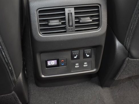 New 2026 Nissan Rogue Platinum w/ Platinum Premium Package image 15