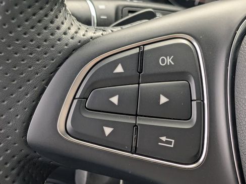 Used 2023 Mercedes-Benz Metris Passenger image 11