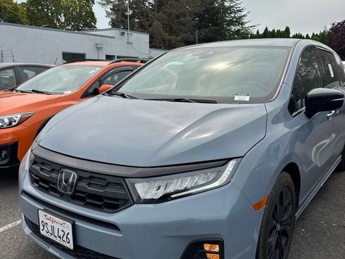 Used 2025 Honda Odyssey Sport-L image 1