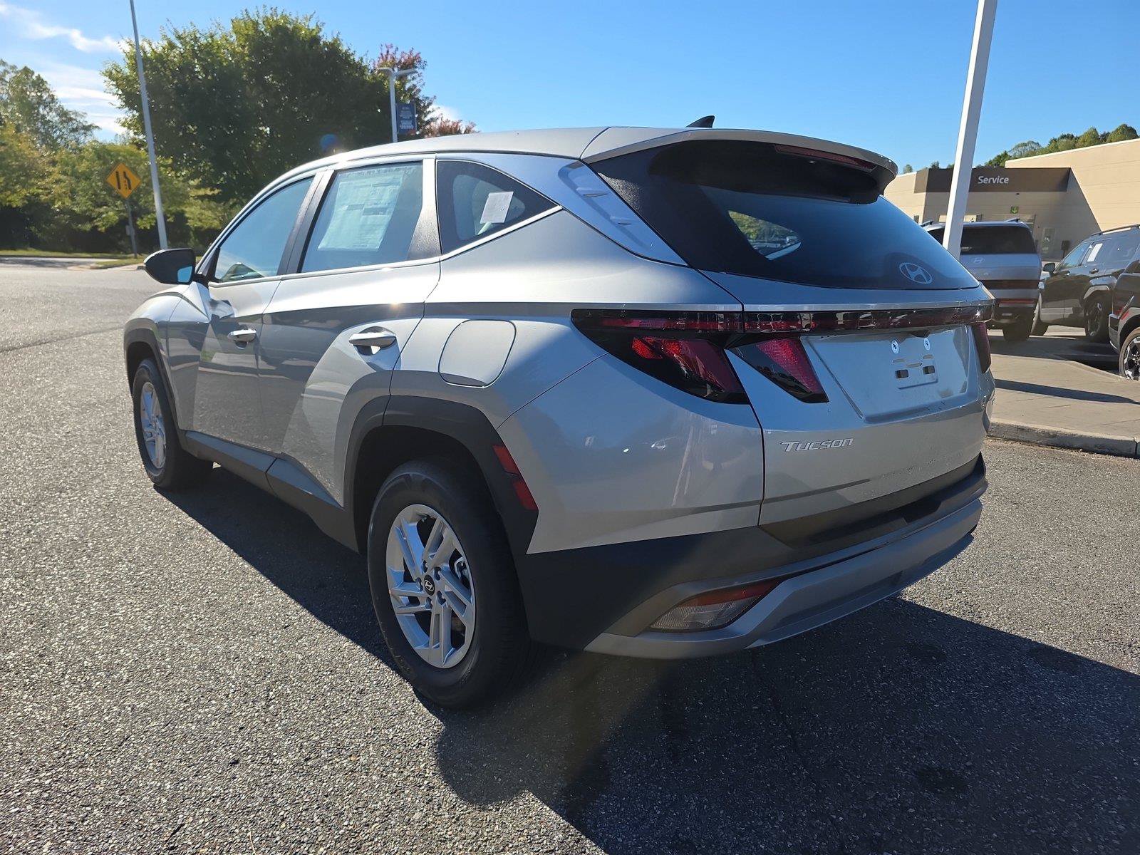 New 2026 Hyundai Tucson SE AWD/4WD image 8