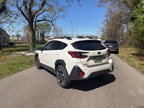 Used 2025 Subaru Crosstrek 2.5i Limited w/ Crosstrek Mirror Package image 5