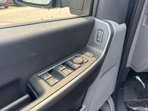 New 2025 Ford F350 XLT image 25