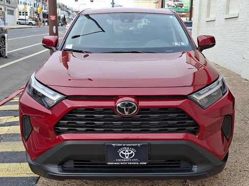 Used 2025 Toyota RAV4 LE image 2