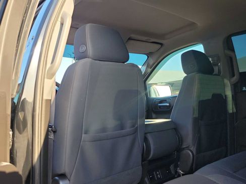 Used 2024 Chevrolet Silverado 1500 Custom Trail Boss w/ LPO, Dark Essentials Package AWD/4WD image 16