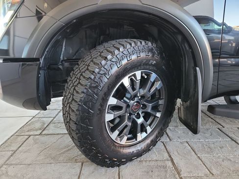 Certified 2023 Nissan Titan PRO-4X w/ Pro-4x Convenience Package image 32