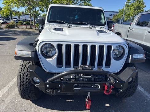 Used 2019 Jeep Wrangler Unlimited Rubicon AWD/4WD image 2