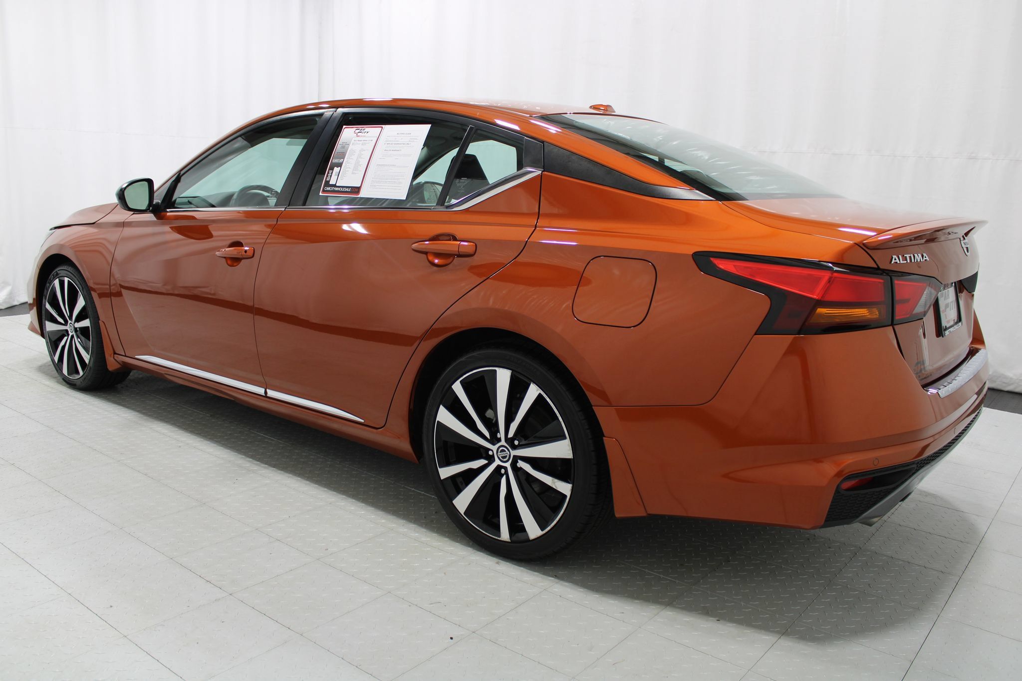 Used 2021 Nissan Altima 2.5 SR FWD image 8