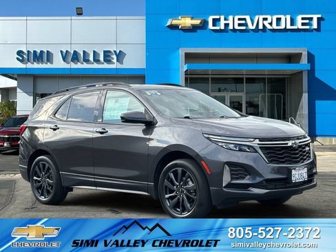 Certified 2023 Chevrolet Equinox RS w/ LPO, Cargo Package FWD image 1
