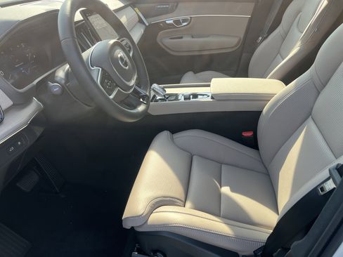 New 2026 Volvo XC90 T8 Ultra w/ Lounge Package image 20