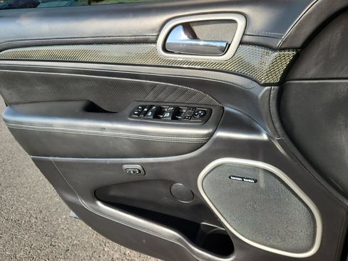 Used 2021 Jeep Grand Cherokee Trackhawk AWD/4WD image 9