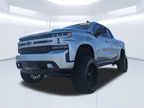 Used 2021 Chevrolet Silverado 1500 RST w/ LPO, Blackout Package image 9