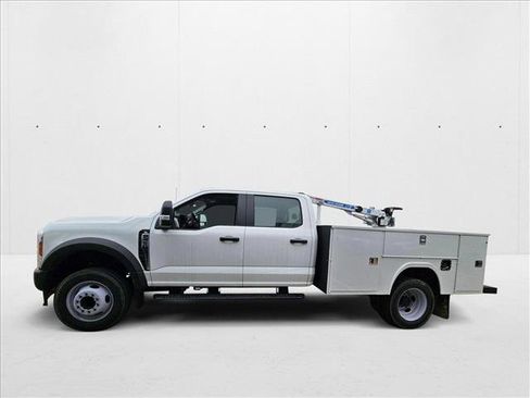 New 2024 Ford F450 XL image 5