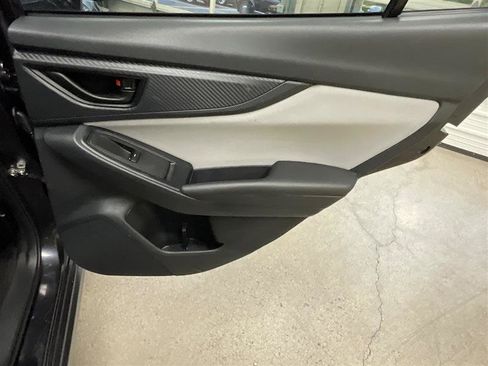 Used 2019 Subaru Crosstrek 2.0i Premium image 16