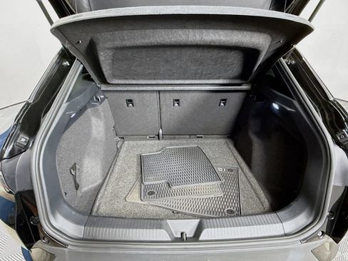 Used 2021 Volkswagen ID.4 Pro RWD image 30