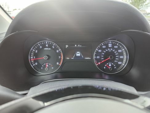 Used 2022 Kia Forte LXS image 25