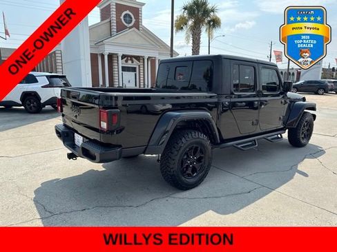 Used 2022 Jeep Gladiator Sport AWD/4WD image 6
