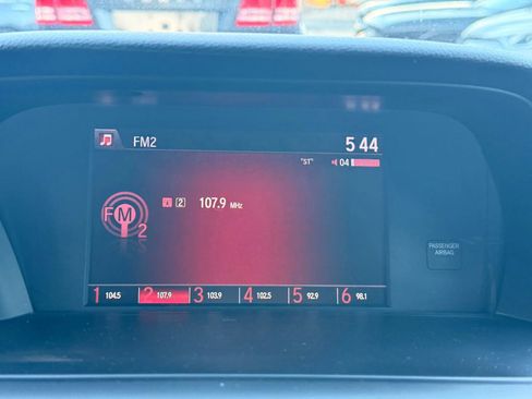 Used 2016 Honda Accord Sport image 19