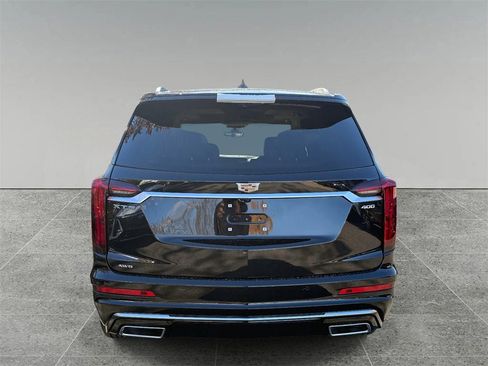 New 2025 Cadillac XT6 Premium Luxury image 10