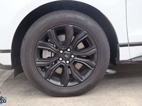 Used 2024 Ford Edge SE w/ Black Appearance Package AWD/4WD image 16