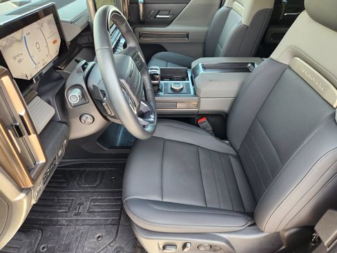 New 2025 GMC Hummer EV 2X AWD/4WD image 14