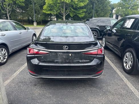 Used 2024 Lexus ES 300h w/ Premium Package FWD image 5