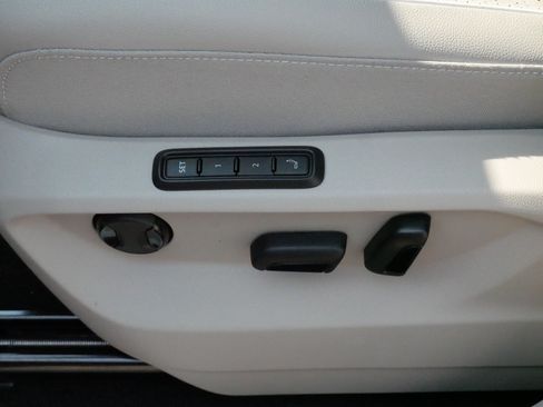 Used 2025 Volkswagen Atlas SEL Premium R-Line AWD/4WD image 20