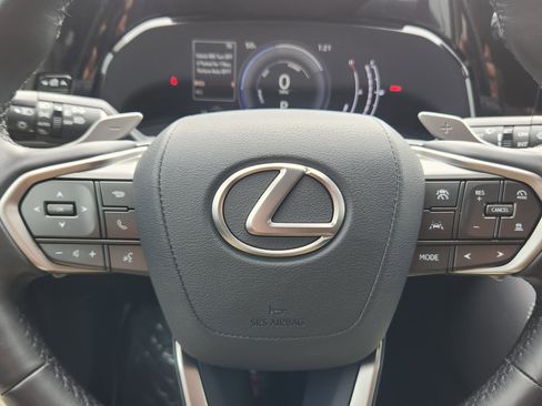 Used 2022 Lexus NX 350h AWD image 7