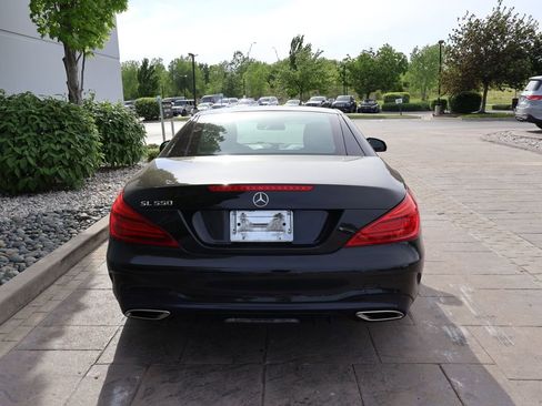 Used 2019 Mercedes-Benz SL 550 image 7