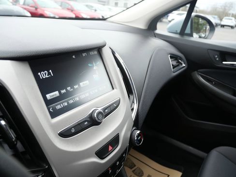 Used 2018 Chevrolet Cruze LS w/ LS Fleet Convenience Package image 13