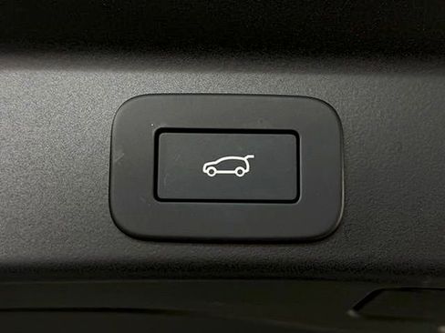 New 2026 Jaguar F-PACE R-Dynamic S image 16